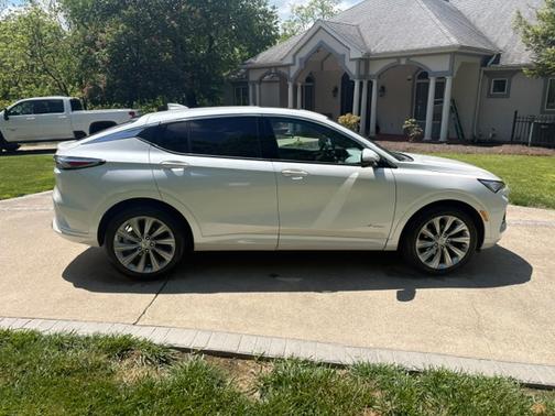 White 2024 Buick Envista Avenir
