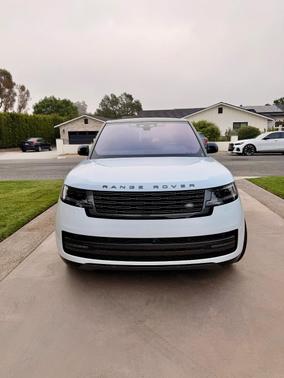 White 2023 Land Rover Range Rover P530 SE SWB