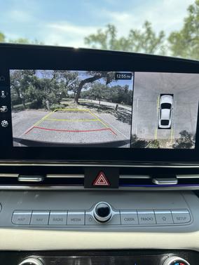 Silver 2024 Hyundai ELANTRA Limited