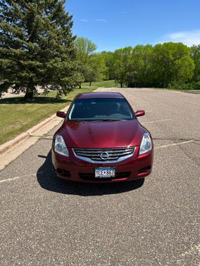 Red 2011 Nissan Altima 2.5 S