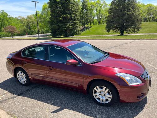 Red 2011 Nissan Altima 2.5 S