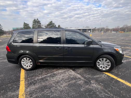 2012 Volkswagen Routan SEL