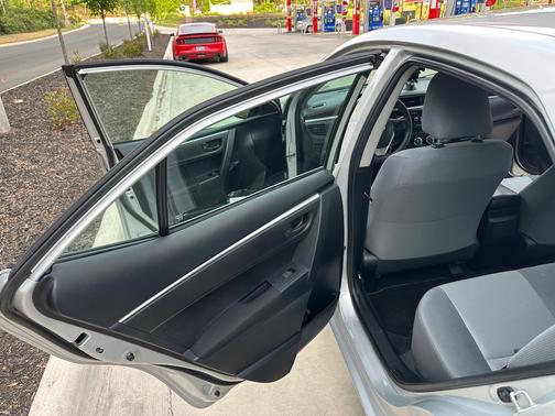 Silver 2014 Toyota Corolla LE