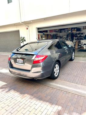 Gray 2010 Honda Accord Crosstour EX-L