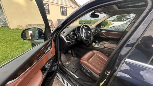 Blue 2015 BMW X5 xDrive35i