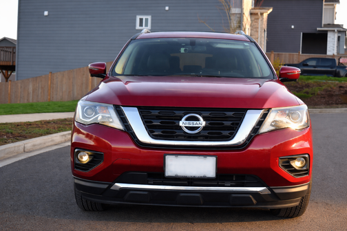 2018 Nissan Pathfinder SL