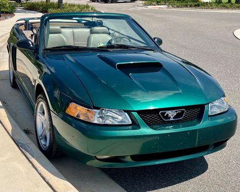 Green 2001 Ford Mustang GT
