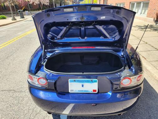 Blue 2008 Mazda MX-5 Miata Grand Touring