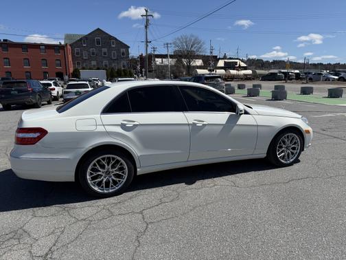 2011 Mercedes-Benz E-Class E 350 4MATIC
