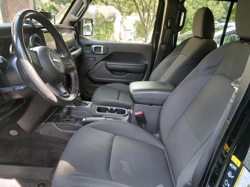 2022 Jeep Gladiator Sport S