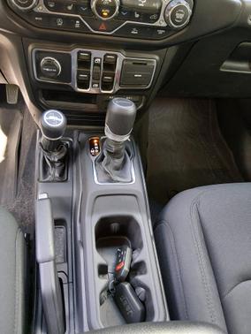 2022 Jeep Gladiator Sport S