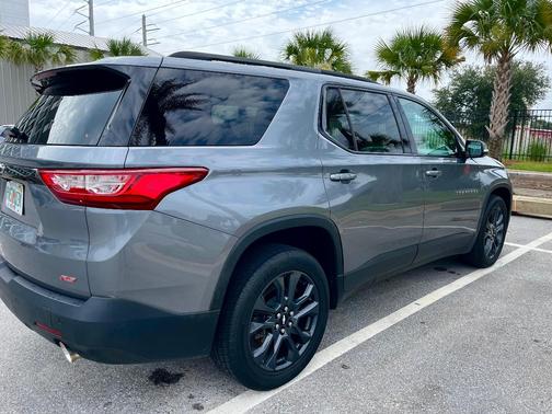 Gray 2020 Chevrolet Traverse RS