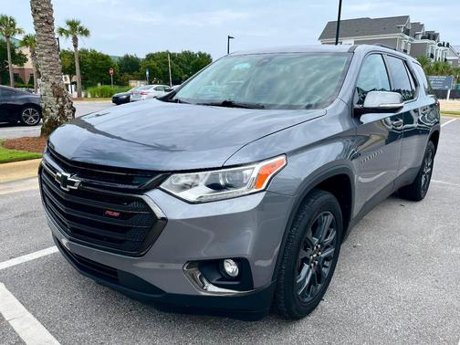 Gray 2020 Chevrolet Traverse RS