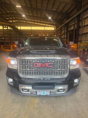 Black 2019 GMC Sierra 3500 Denali