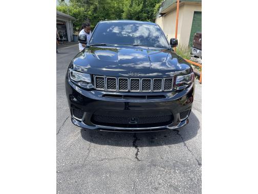 Photo 2 of 8 of 2021 Jeep Grand Cherokee Trackhawk