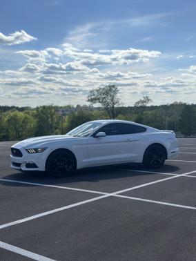 2017 Ford Mustang EcoBoost