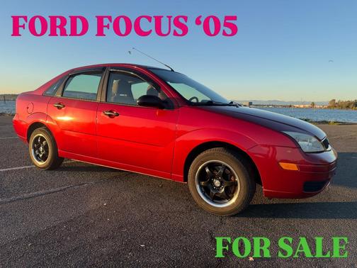Red 2005 Ford Focus ZX4 SE