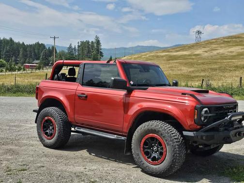 2022 Ford Bronco Base Advanced