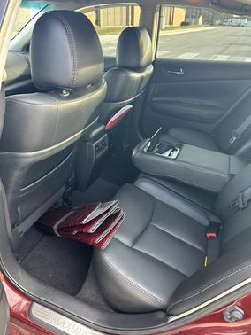 2012 Nissan Maxima SV