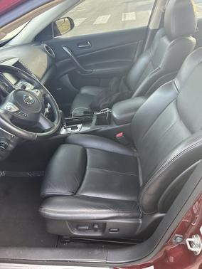 2012 Nissan Maxima SV