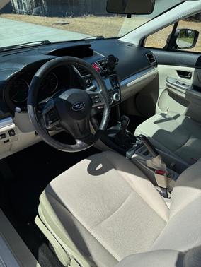 White 2015 Subaru Impreza 2.0i