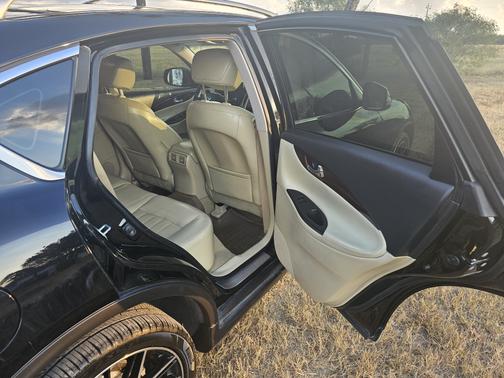 2017 INFINITI QX50 Base