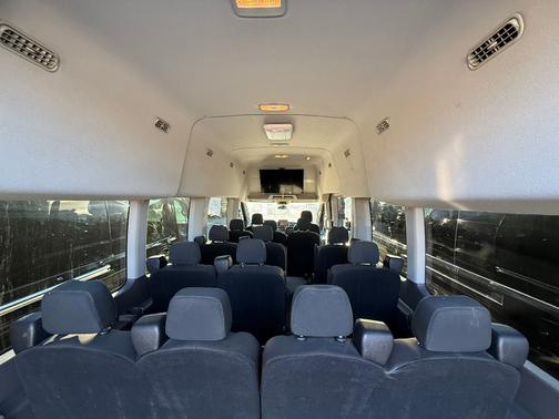 2020 Ford Transit-350 XLT