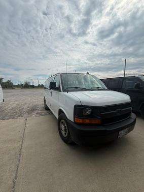 White 2017 Chevrolet Express 2500 LS