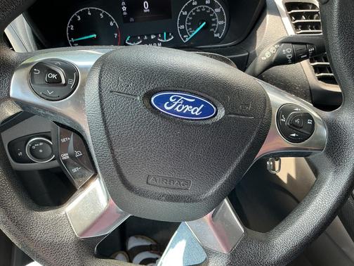 White 2019 Ford Transit Connect XL w/Rear Liftgate