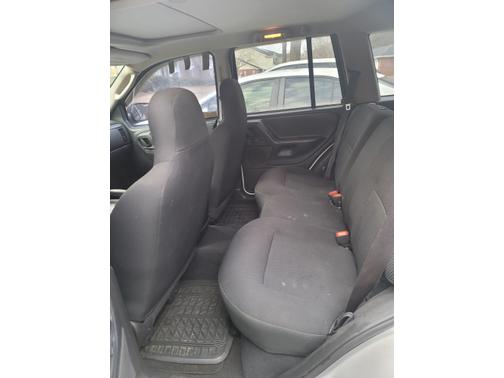 2003 Jeep Grand Cherokee Laredo