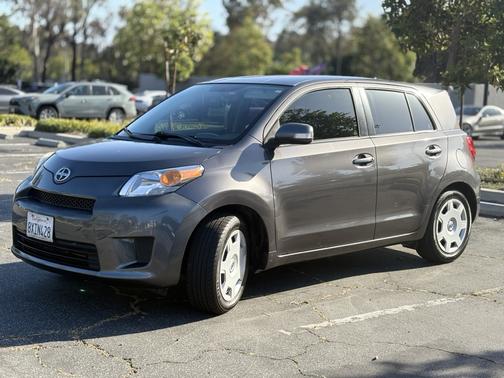 2014 Scion xD Base