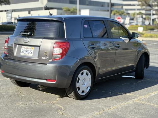 2014 Scion xD Base