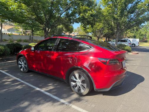 Red 2022 Tesla Model Y Long Range