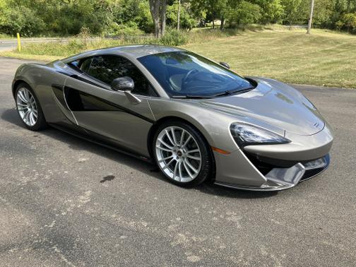 2016 McLaren 570S Base