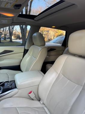 2015 INFINITI QX60 Base