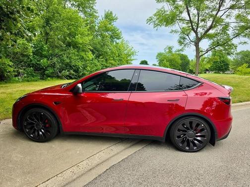 Red 2022 Tesla Model Y Performance