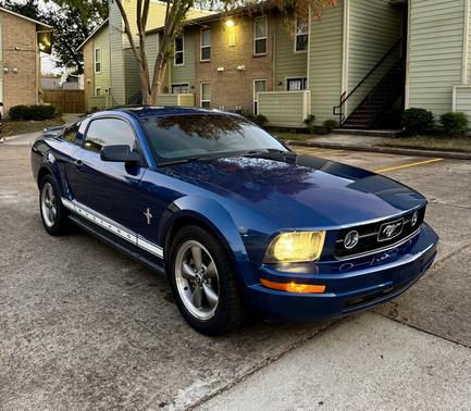 2006 Ford Mustang Base