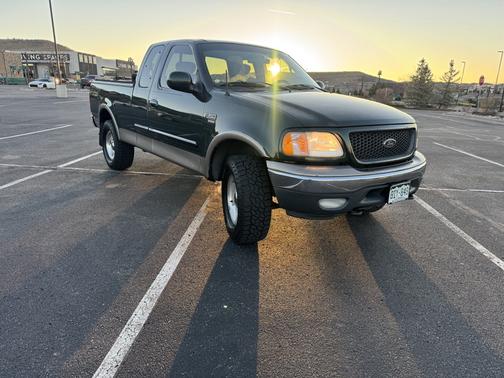 2001 Ford F-150 XLT SuperCab