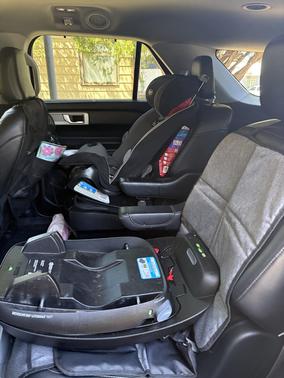 White 2021 Ford Explorer Limited