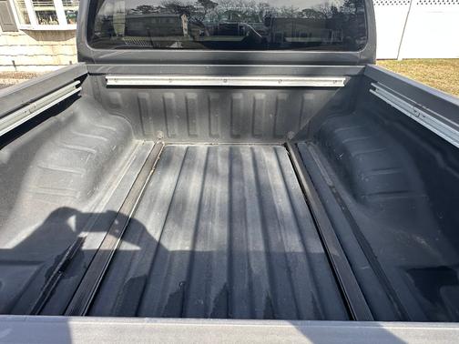 2011 Nissan Frontier SL