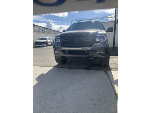 2005 Ford F-250 XLT Crew Cab Super Duty