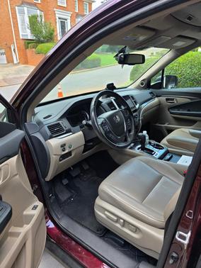 Red 2016 Honda Pilot EX-L
