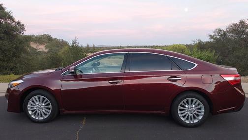 Red 2013 Toyota Avalon Hybrid XLE Premium