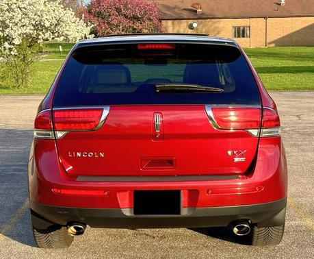 2014 Lincoln MKX Base