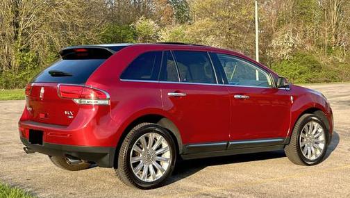 2014 Lincoln MKX Base