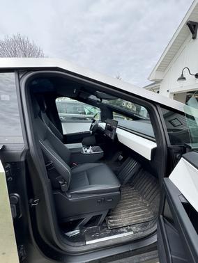 2024 Tesla Cybertruck AWD