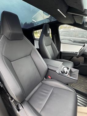 2024 Tesla Cybertruck AWD