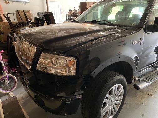 2008 Lincoln Mark LT Base