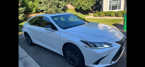 2019 Lexus ES 300h Luxury