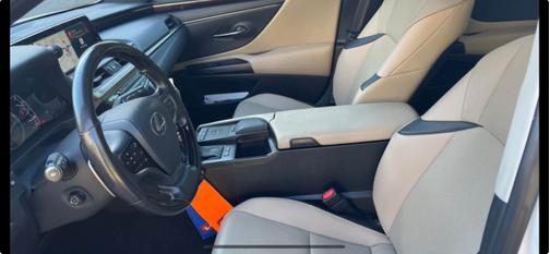 2019 Lexus ES 300h Luxury